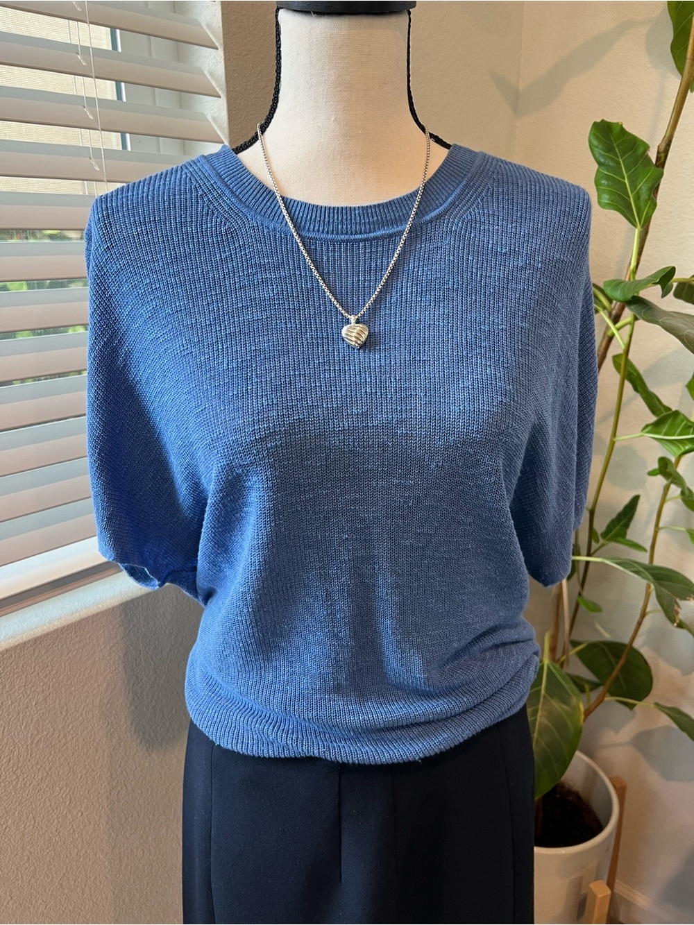 Banana Republic Soft Blue Short Sleeve Knit Top - like new!